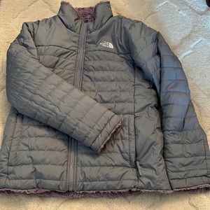 North Face reversible girls mossbud coat - size XL